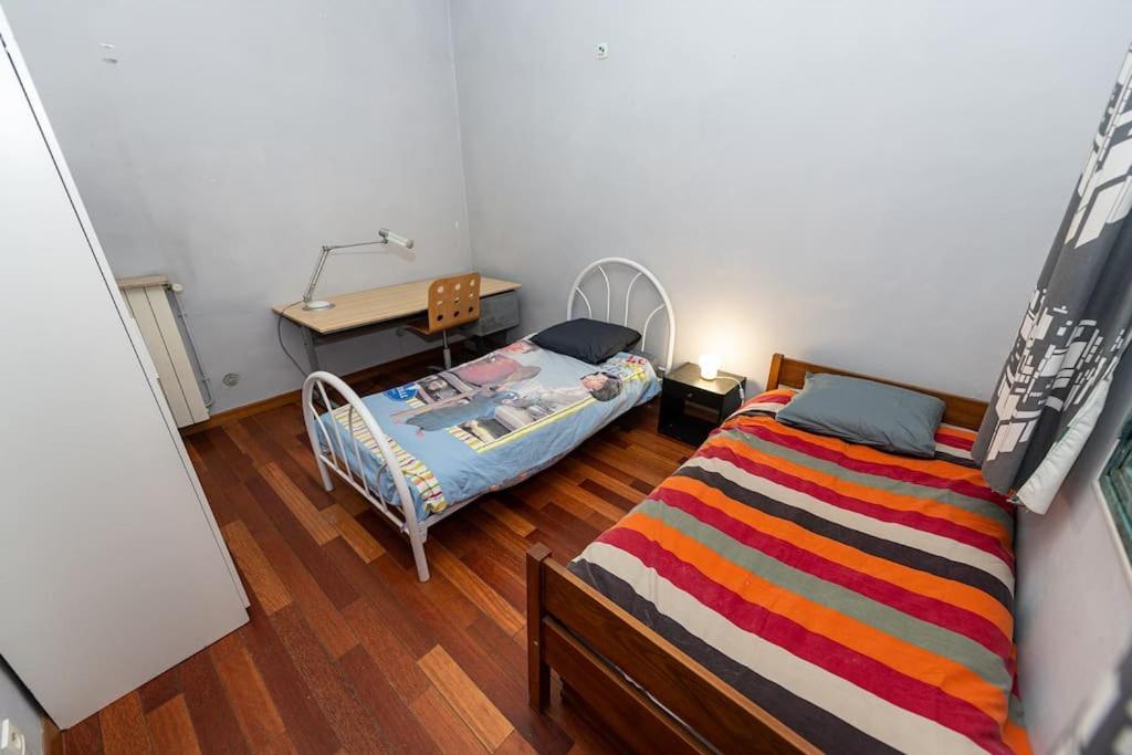 Anna-Maria : Grand Appartement 10 Personnes+Parking Prive -Actif+ Location- Marseille Luaran gambar
