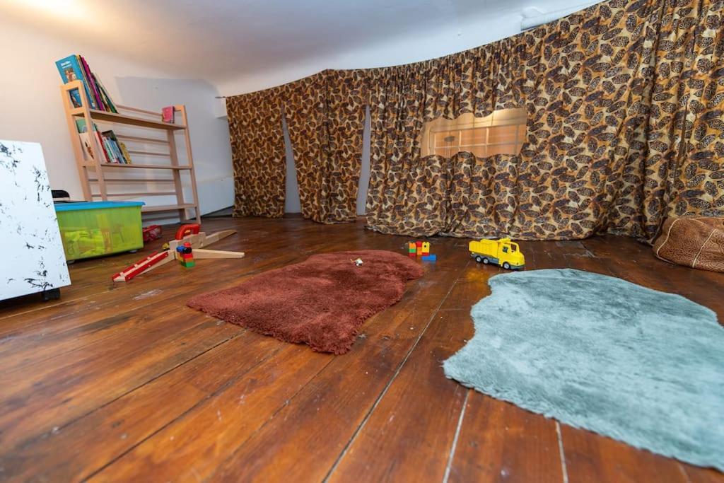 Anna-Maria : Grand Appartement 10 Personnes+Parking Prive -Actif+ Location- Marseille Luaran gambar